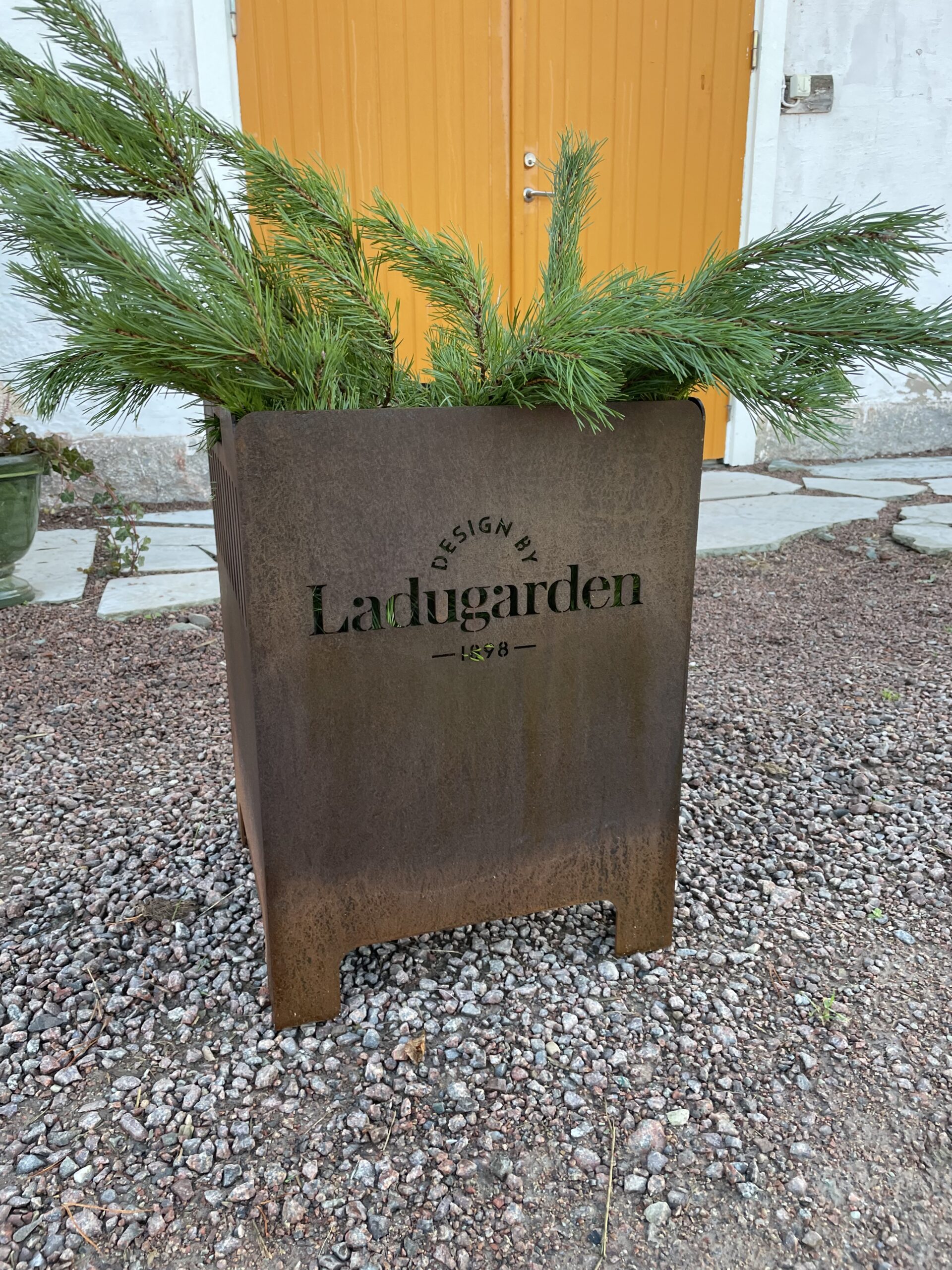 By Ladugarden - Eldkorg - Bild 4